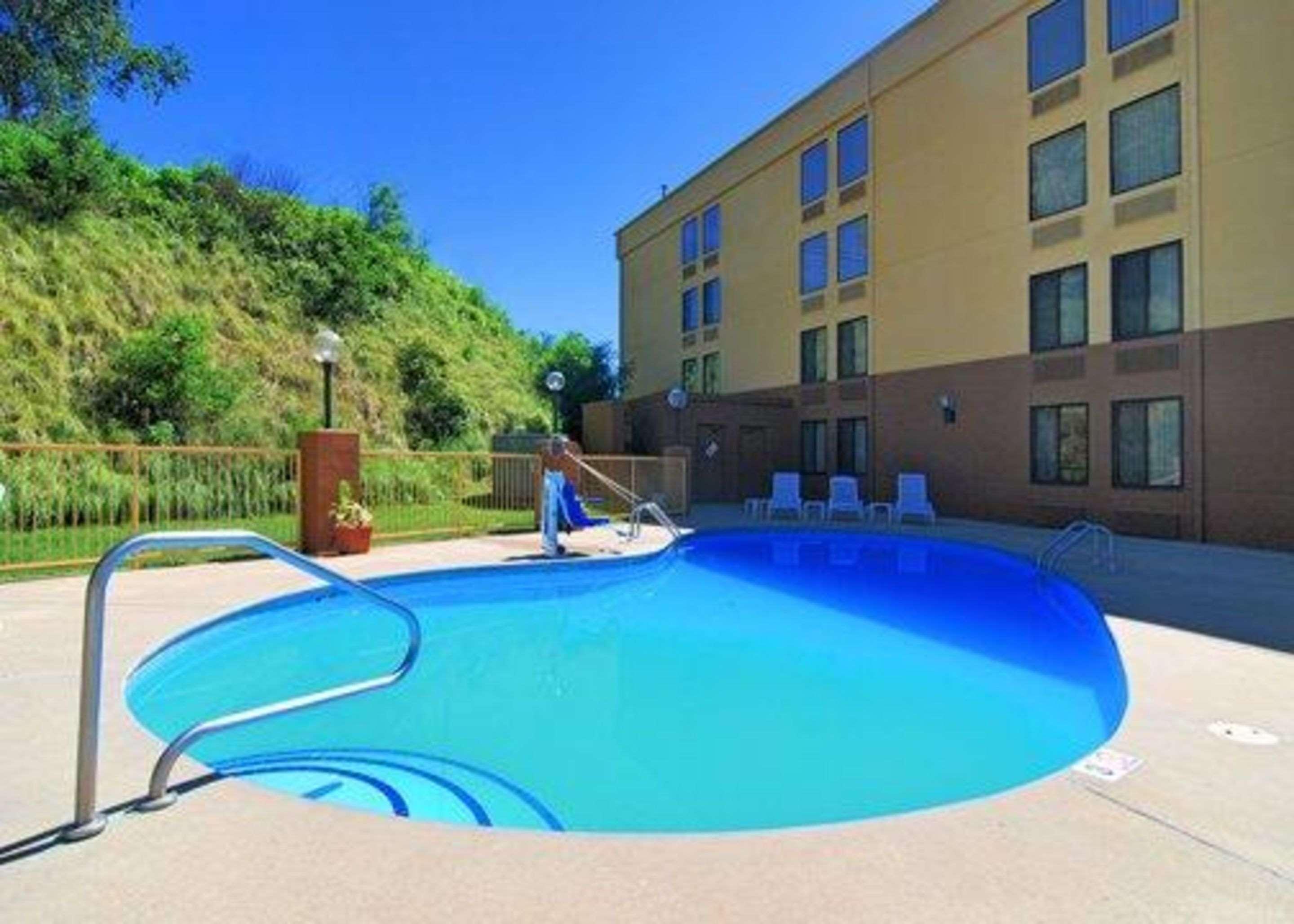 Comfort Inn North Of Asheville Mars Hill Esterno foto